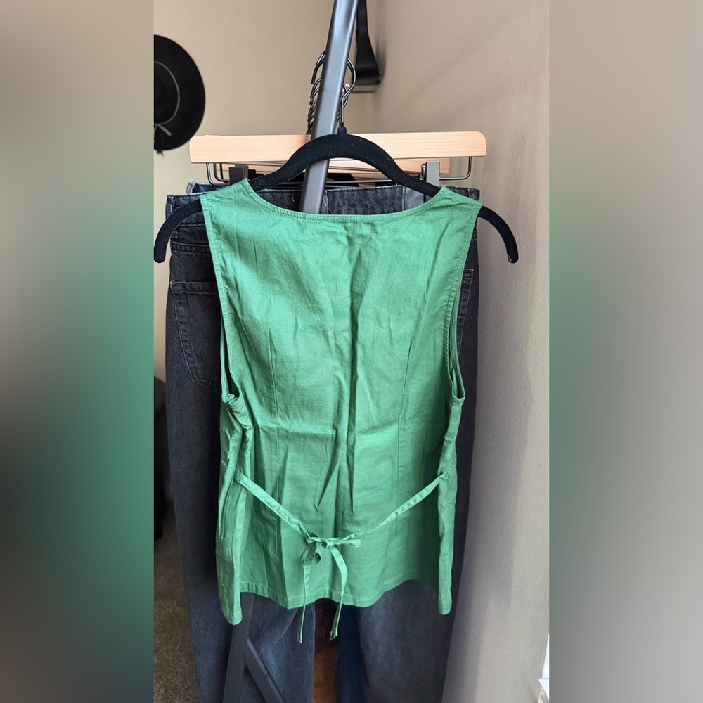 Sunday Best blouse - Picture 2 of 3